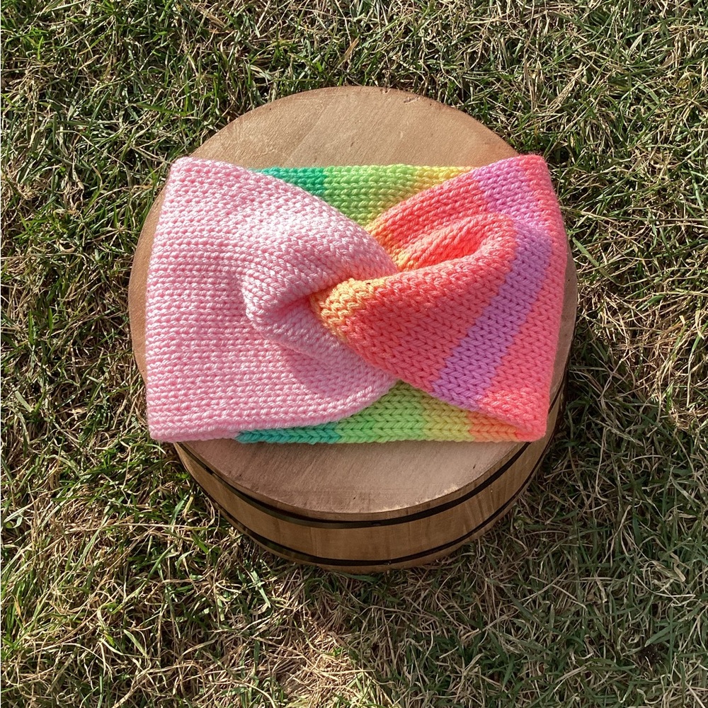 Elegant pink Knit Headband